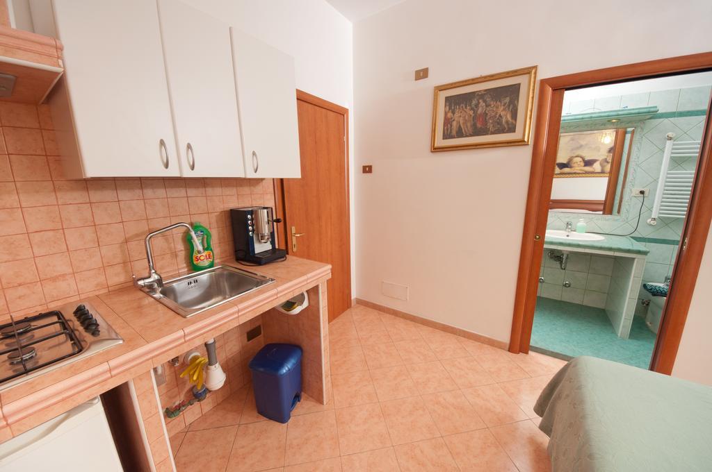 Suites Oliveri Viale Marconi Roma Esterno foto