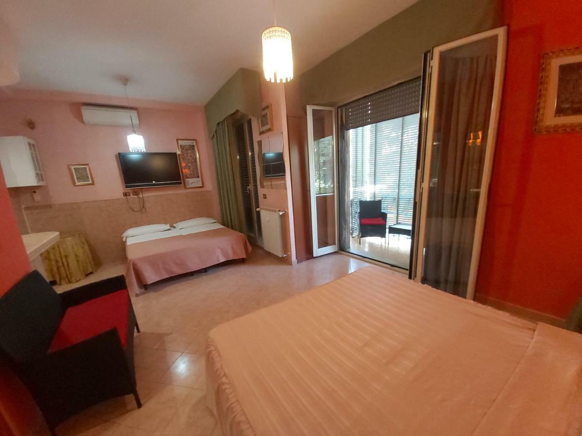 Suites Oliveri Viale Marconi Roma Esterno foto